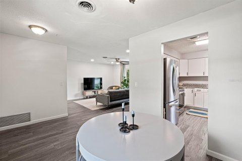 Casa en venta en Rockledge, Florida, 3 dormitorios, 115.38 m2 № 2386754 - foto 4