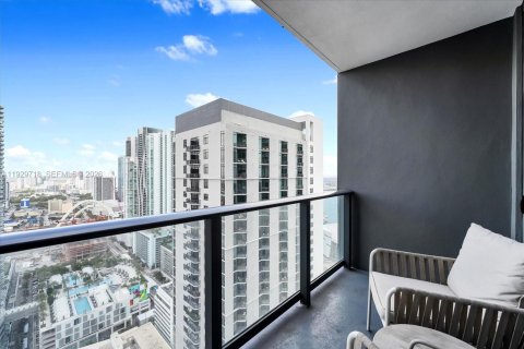 Condo in Miami, Florida, 1 bedroom  № 2053015 - photo 18