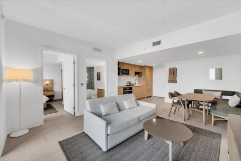 Condo in Miami, Florida, 1 bedroom  № 2053015