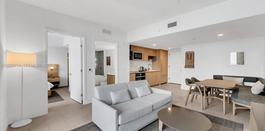 Condo in Miami, Florida, 1 bedroom  № 2053015