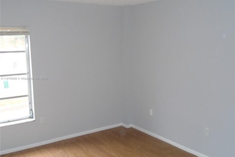 Copropriété à vendre à Lauderhill, Floride: 2 chambres, 91.04 m2 № 1923906 - photo 13