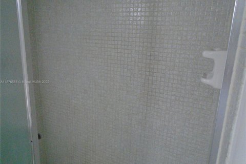 Copropriété à vendre à Lauderhill, Floride: 2 chambres, 91.04 m2 № 1923906 - photo 10