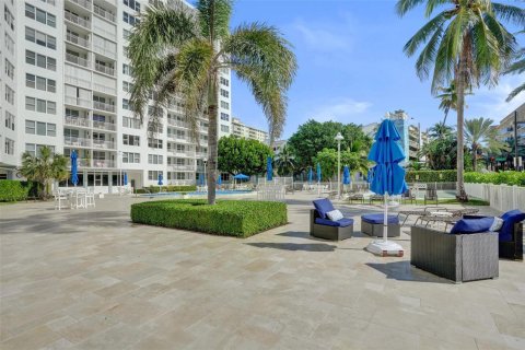 Condominio en venta en Pompano Beach, Florida, 2 dormitorios, 92.9 m2 № 2082737 - foto 27