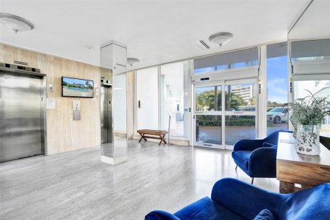 Condominio en venta en Pompano Beach, Florida, 2 dormitorios, 92.9 m2 № 2082737 - foto 25