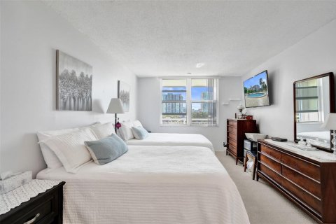 Condominio en venta en Pompano Beach, Florida, 2 dormitorios, 92.9 m2 № 2082737 - foto 17