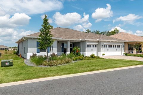 House in Ocala, Florida 2 bedrooms, 195.47 sq.m. № 1767983 - photo 2