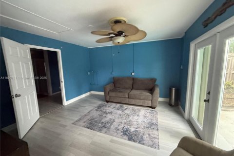 Casa en alquiler en St. Lucie, Florida, 2 dormitorios, 162.39 m2 № 2012657 - foto 5