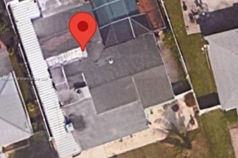 Casa en alquiler en St. Lucie, Florida, 2 dormitorios, 162.39 m2 № 2012657 - foto 9