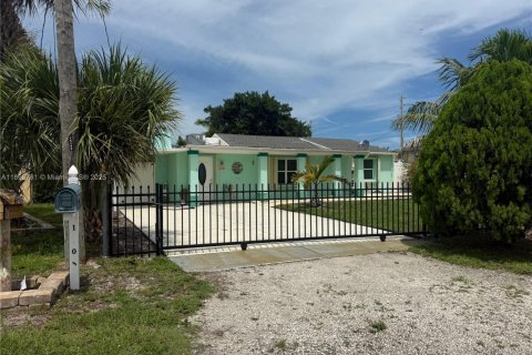 Casa en St. Lucie, Florida 2 dormitorios, 162.39 m2 № 2012657