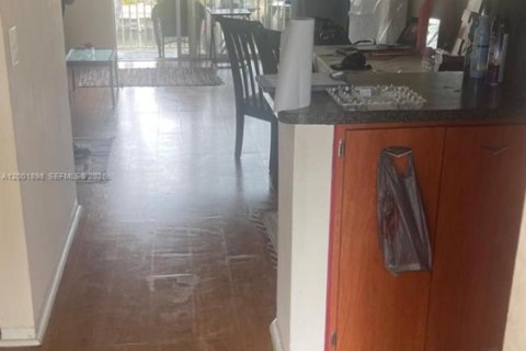 Copropriété à vendre à North Miami, Floride: 40.97 m2 № 2170285 - photo 2