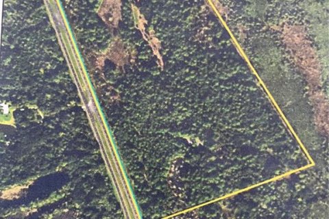 Land in Oak Hill, Florida № 1909105 - photo 1