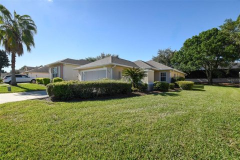 Villa ou maison à vendre à Summerfield, Floride: 2 chambres, 114.64 m2 № 2144552 - photo 2