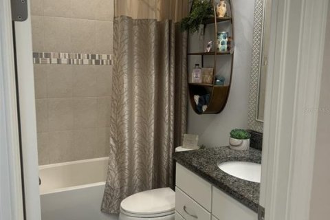 Купить виллу или дом в Норт-Порт, Флорида 8 комнат, 181.62м2, № 1559891 - фото 12