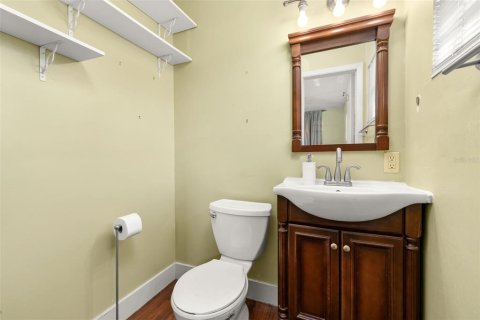 House in Orlando, Florida 3 bedrooms, 140.75 sq.m. № 1885670 - photo 26