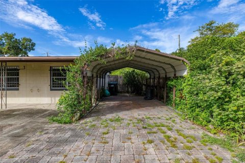 House in Orlando, Florida 3 bedrooms, 140.75 sq.m. № 1885670 - photo 3