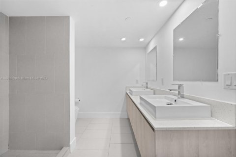 Купить кондоминиум в Норт-Майами-Бич, Флорида 2 спальни, 83.89м2, № 2014024 - фото 20