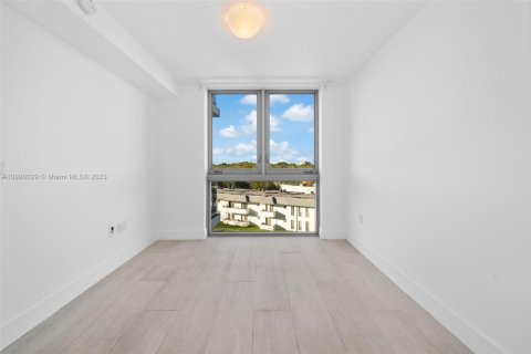 Купить кондоминиум в Норт-Майами-Бич, Флорида 2 спальни, 83.89м2, № 2014024 - фото 12