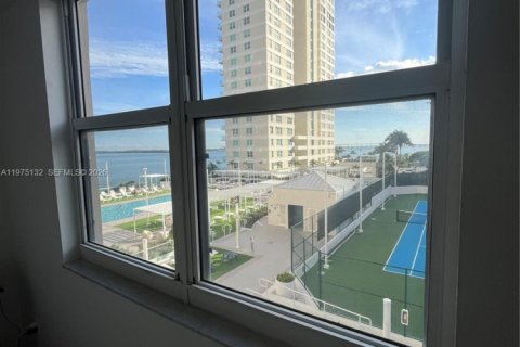 Купить кондоминиум в Майами, Флорида 1 спальня, 62.62м2, № 2036296 - фото 9