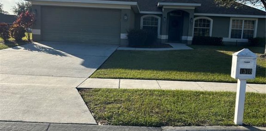 Casa en Haines City, Florida 3 dormitorios, 172.89 m2 № 916481
