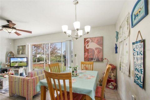 Villa ou maison à vendre à North Port, Floride: 2 chambres, 89.28 m2 № 1852809 - photo 16