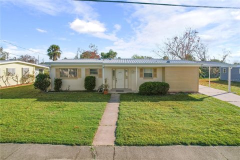 Villa ou maison à vendre à North Port, Floride: 2 chambres, 89.28 m2 № 1852809 - photo 2