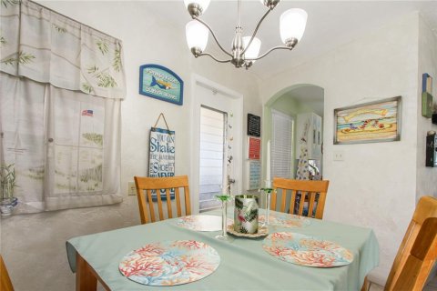 Villa ou maison à vendre à North Port, Floride: 2 chambres, 89.28 m2 № 1852809 - photo 15