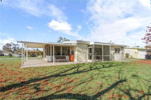 Villa ou maison à vendre à North Port, Floride: 2 chambres, 89.28 m2 № 1852809 - photo 7