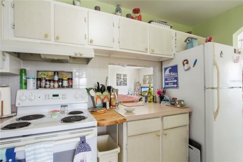 Villa ou maison à vendre à North Port, Floride: 2 chambres, 89.28 m2 № 1852809 - photo 10