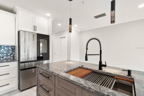 Condo in Clearwater, Florida, 3 bedrooms № 2195384 - photo 25