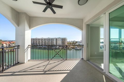 Condo in Clearwater, Florida, 3 bedrooms № 2195384 - photo 3