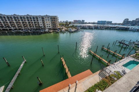 Condo in Clearwater, Florida, 3 bedrooms № 2195384 - photo 26