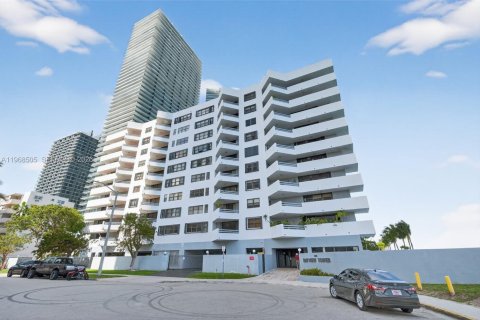 Condo in Miami, Florida, 1 bedroom  № 2029851
