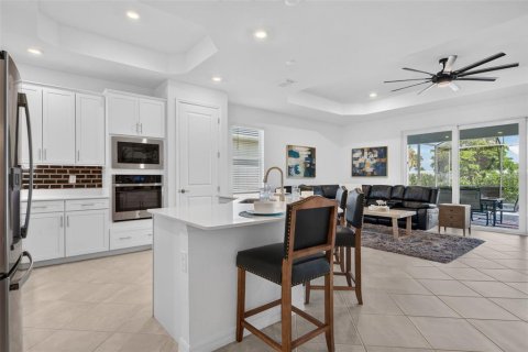 House in WELLEN PARK in Venice, Florida 4 bedrooms, 208.29 sq.m. № 2227281 - photo 7