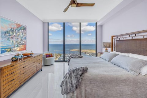 Condominio en venta en Saint Petersburg, Florida, 3 dormitorios, 251.95 m2 № 1723818 - foto 22
