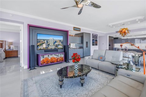 Condominio en venta en Saint Petersburg, Florida, 3 dormitorios, 251.95 m2 № 1723818 - foto 14