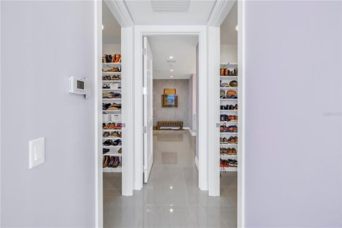 Condominio en venta en Saint Petersburg, Florida, 3 dormitorios, 251.95 m2 № 1723818 - foto 23