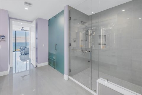 Condominio en venta en Saint Petersburg, Florida, 3 dormitorios, 251.95 m2 № 1723818 - foto 29