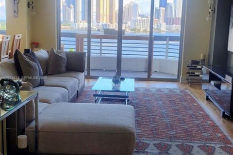 Купить кондоминиум в Авентура, Флорида 2 спальни, 125.7м2, № 2010715 - фото 3