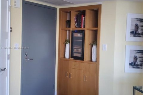 Купить кондоминиум в Авентура, Флорида 2 спальни, 125.7м2, № 2010715 - фото 2