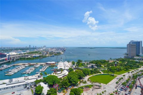 Copropriété à louer à Miami, Floride: 1 chambre, 61.78 m2 № 1693631 - photo 13