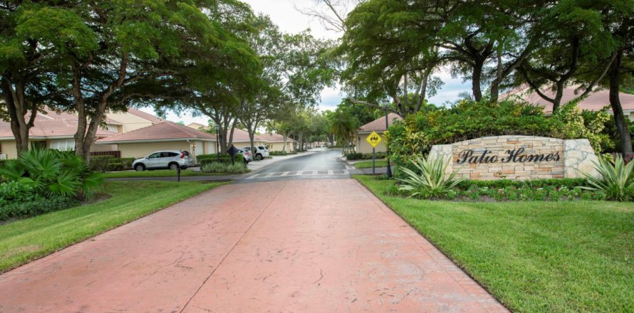 Adosado en Palm Beach Gardens, Florida 3 dormitorios, 157.38 m2 № 1160404
