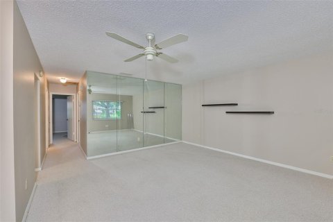 Condo in Sun City Center, Florida, 2 bedrooms  № 1904578 - photo 5
