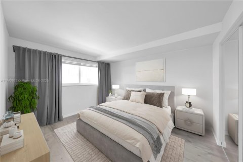 Condo in Key Biscayne, Florida, 1 bedroom  № 1708914 - photo 14