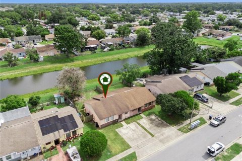 Duplex in Orlando, Florida 3 bedrooms, 92.72 sq.m. № 2221549 - photo 18