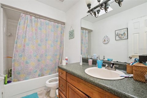 Duplex in Orlando, Florida 3 bedrooms, 92.72 sq.m. № 2221549 - photo 8
