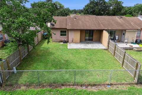 Duplex in Orlando, Florida 3 bedrooms, 92.72 sq.m. № 2221549 - photo 21