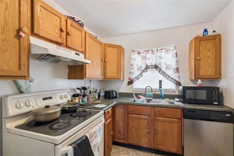 Duplex in Orlando, Florida 3 bedrooms, 92.72 sq.m. № 2221549 - photo 5