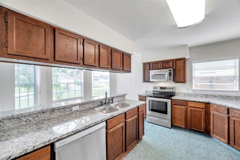 House in Brandon, Florida 4 bedrooms, 193.24 sq.m. № 1853348 - photo 9