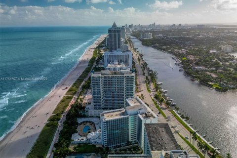 Condominio en venta en Miami Beach, Florida, 14.12 m2 № 1692334 - foto 6