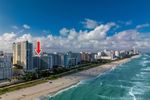 Condominio en venta en Miami Beach, Florida, 14.12 m2 № 1692334 - foto 8